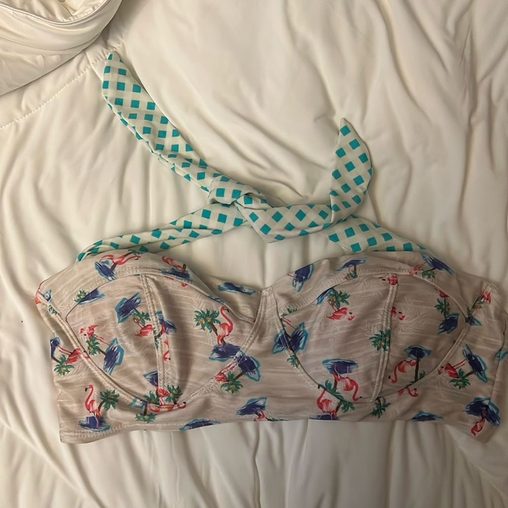 Flamingo bikini top